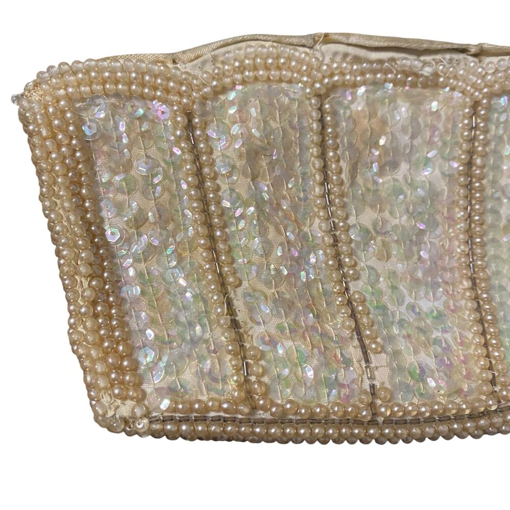 Vintage 1950s Handmade Beaded Cream Sequin and Faux Pearls Coin Purse - Picture 2 of 16